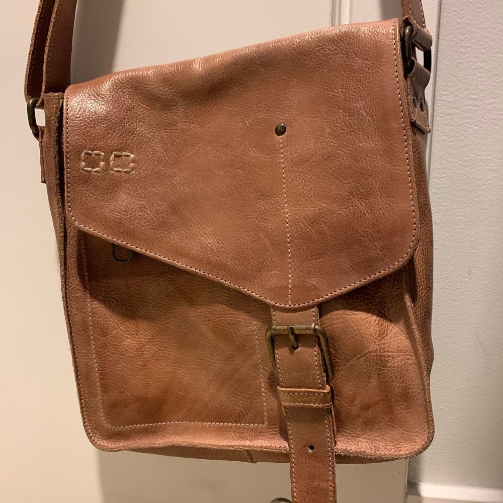 Bed Stu Venice Beach Distressed Bag Tan Rustic